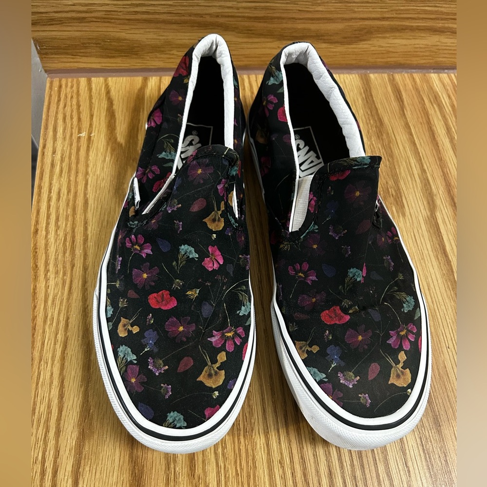 Floral Van Black Slip on Canvas Shoes 9.5